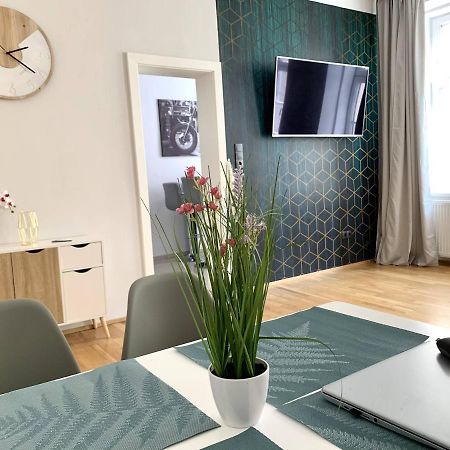 וינה Premium Apartment Am Einsiedlerpark מראה חיצוני תמונה
